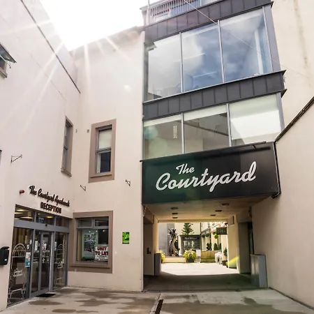 Aparthotel The Courtyard Carrick on Shannon