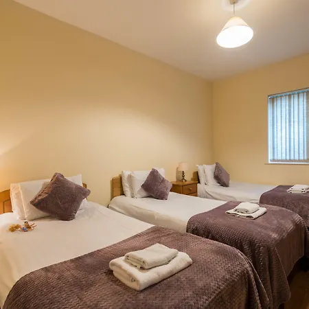 The Courtyard Carrick on Shannon