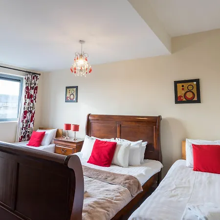 아파트호텔 The Courtyard Carrick on Shannon