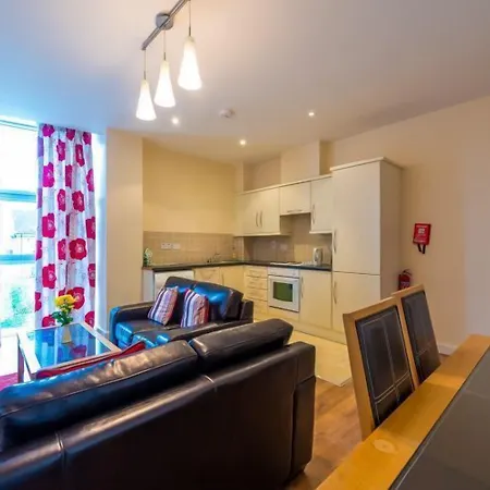 The Courtyard Apart Otel Carrick on Shannon