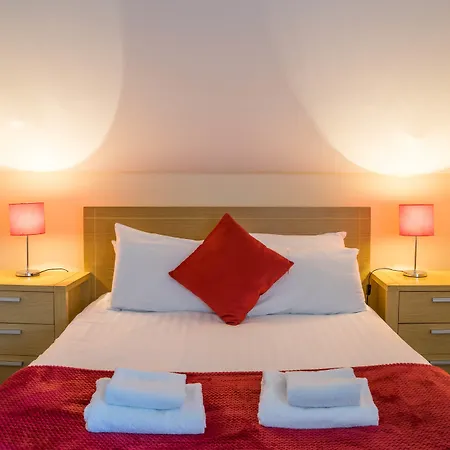 Aparthotel The Courtyard Carrick on Shannon