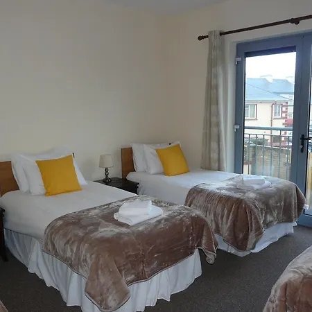 Apart-hotel The Courtyard 3*