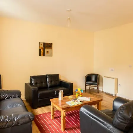 The Courtyard 아파트호텔 3*