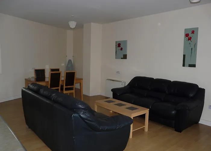 The Courtyard Carrick on Shannon